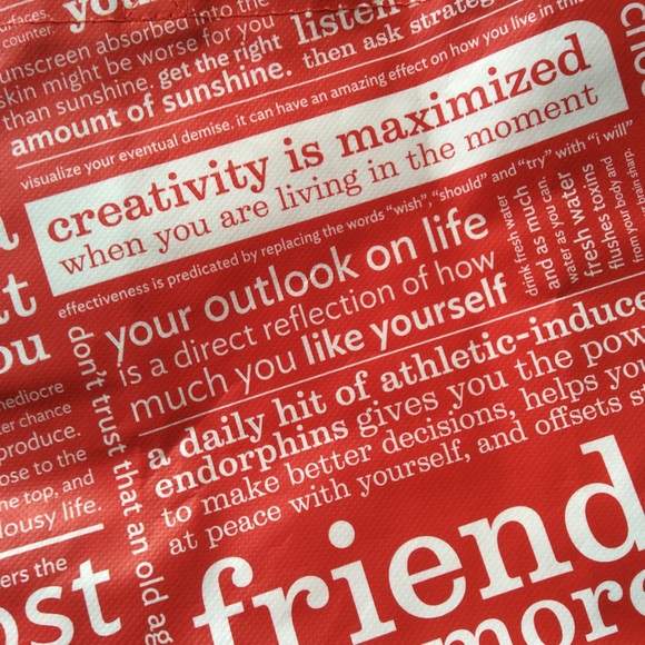 LULULEMON RED AND WHITE MANIFESTO SMALL TOTE BAG - Picture 5 of 7